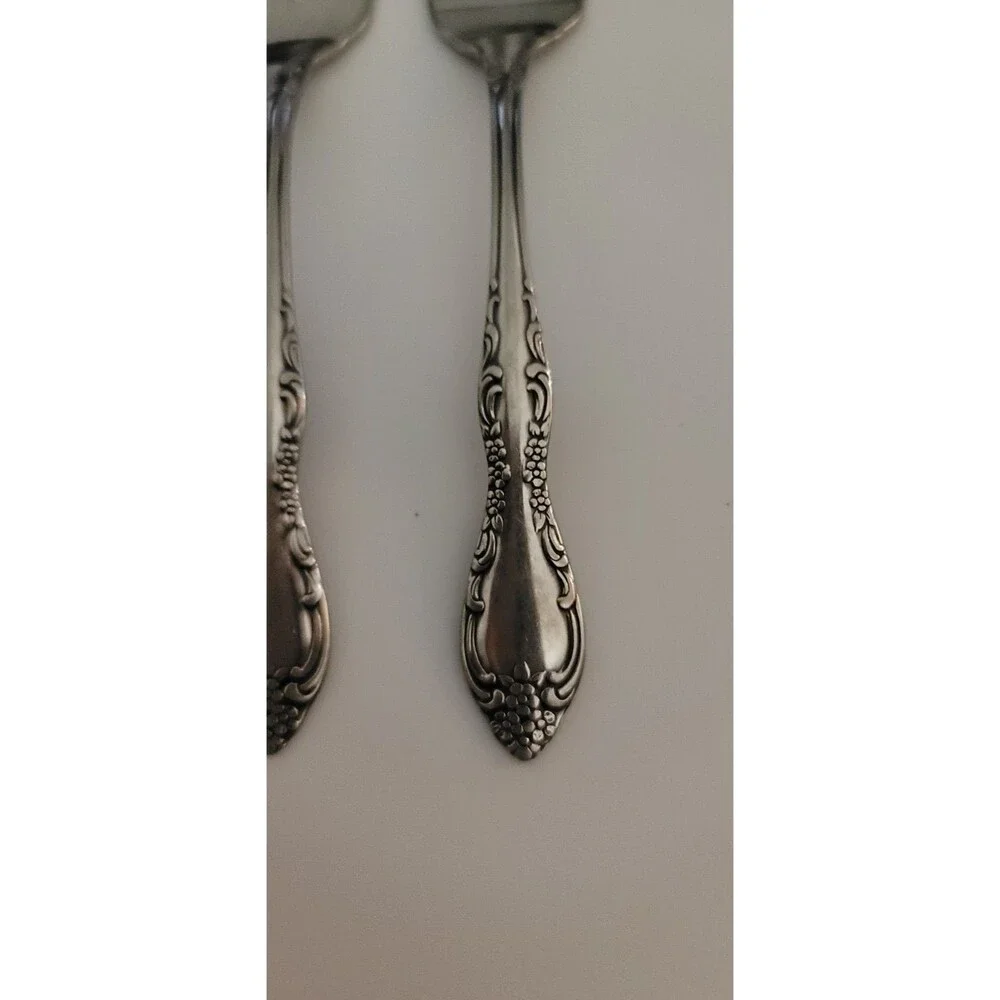 Set of 4 VTG Oneida Stainless Bourbon Salad Forks 6 1/4